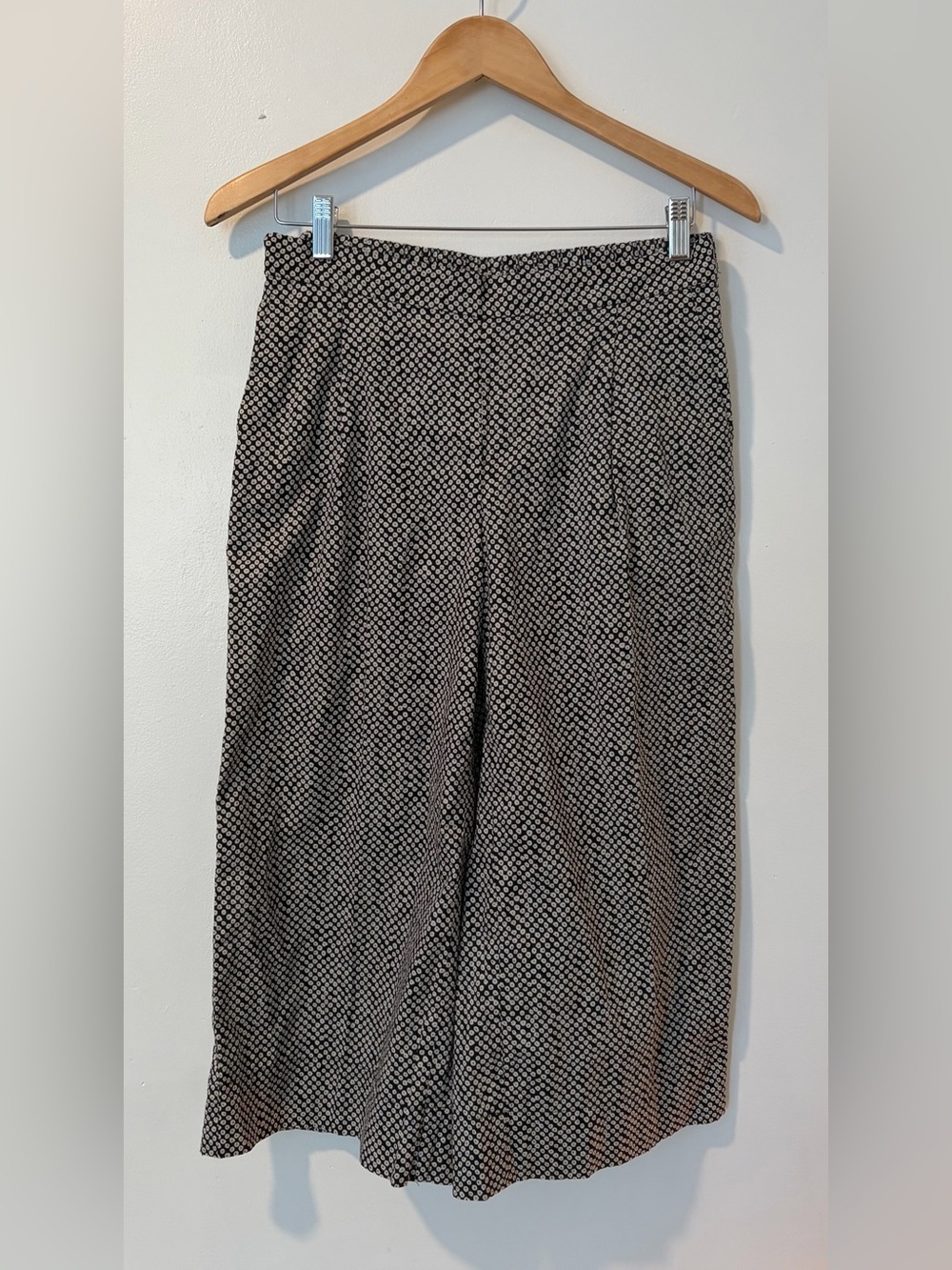 Wide Leg Capris - Black and White Art Print